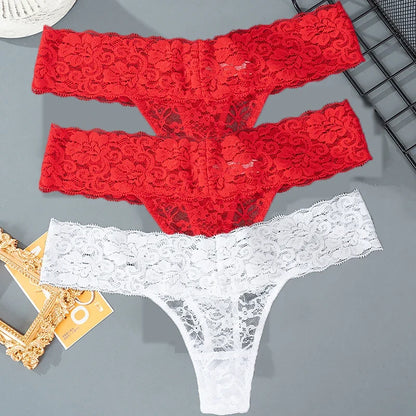 Women's Floral Lace Low-Rise Thongs – 3-Pack