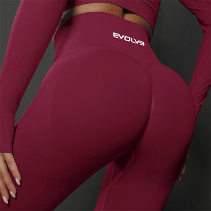 EVOLVE Women Scrunch Seamless Leggings