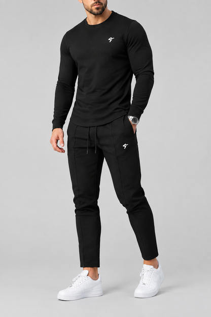 Smaller chest and jogger-leg marks